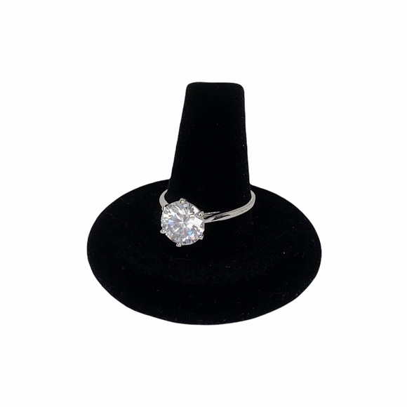 STERLING SILVER Ring Women Cubic Zirconia Solitaire Stamped .925 Size 8 1/2 - Picture 4 of 6